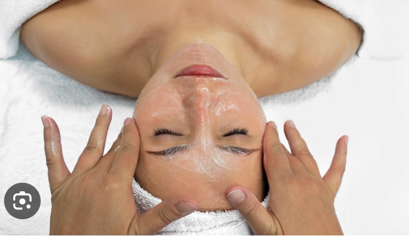 Kosmetikstudio Kremen – Dermaplaning Behandlung
